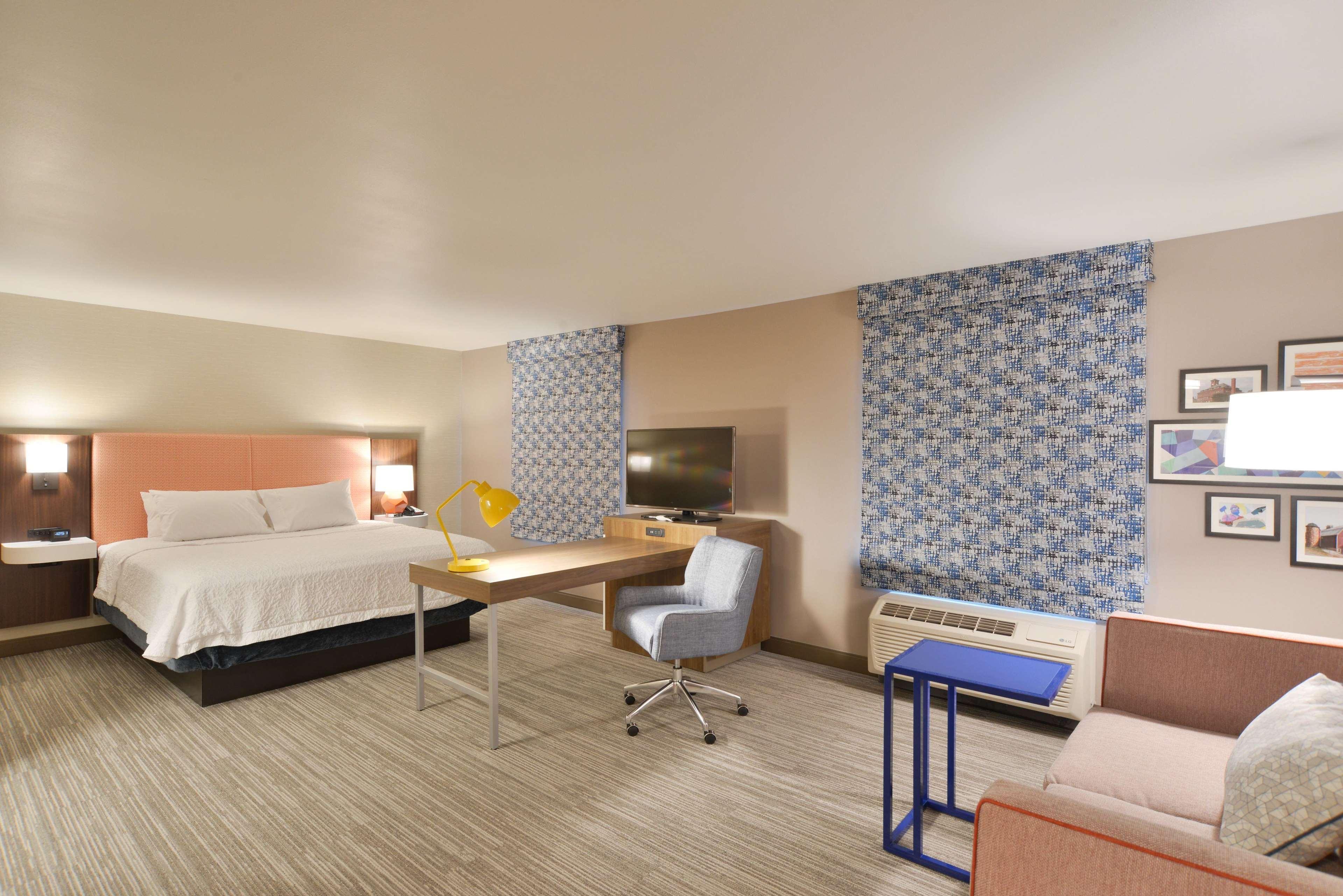 Hampton Inn & Suites Menomonie-Uw Stout Екстер'єр фото